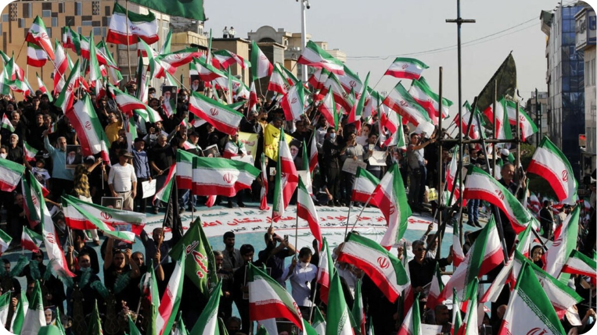 POLICIE se přidává na stranu demonstrantů. Padne další bašta RUSKA?