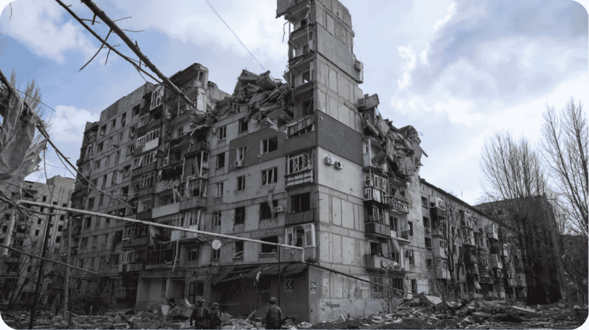 RUSKO masivně útočí na energetickou síť, Ukrajina odolává tlaku u Pokrovsku